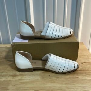 Journee Collection Anyah Women’s Sandals Size 8.5